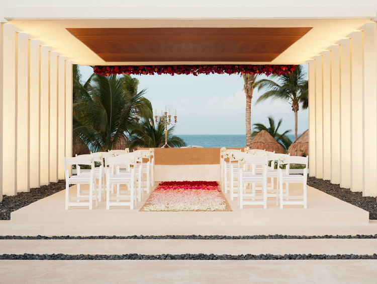 Cancun Wedding Venue with an Ocean View