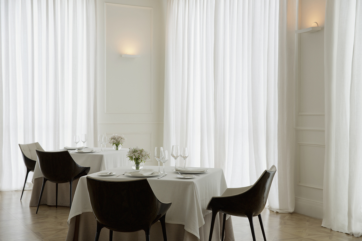 Adults Only Cancun Restaurant Le Petit Plaisir